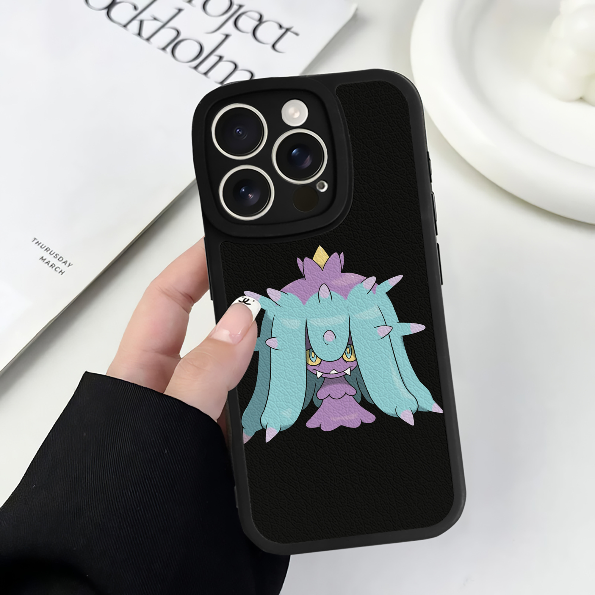 （画像用） ポケットモンスター Pokémon 【iPhone 16シリーズ対応】シリコンスマホケース（レザー調） 材質：シリコン